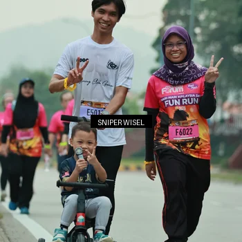 Runner Photo 7048596
