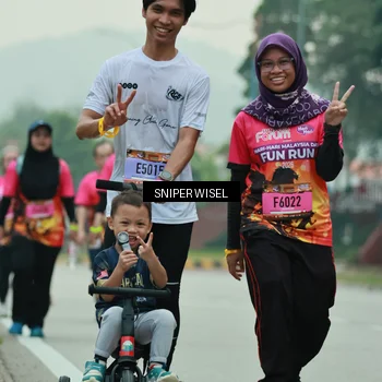 Runner Photo 7048601