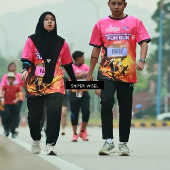 Runner Photo 7048652
