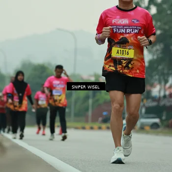 Runner Photo 7048654