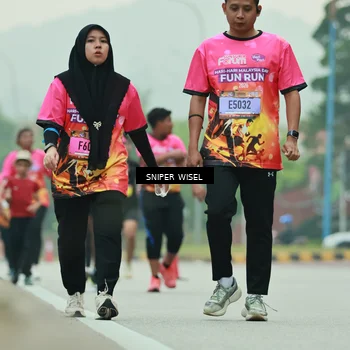 Runner Photo 7048656
