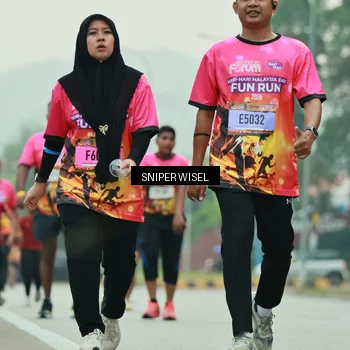 Runner Photo 7048658
