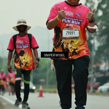 Runner Photo 7048695
