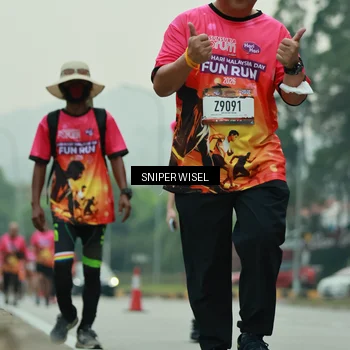 Runner Photo 7048696