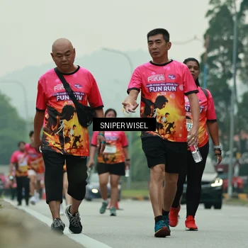 Runner Photo 7048706