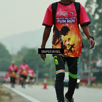 Runner Photo 7048710