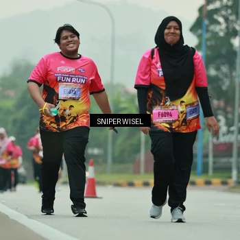 Runner Photo 7048737