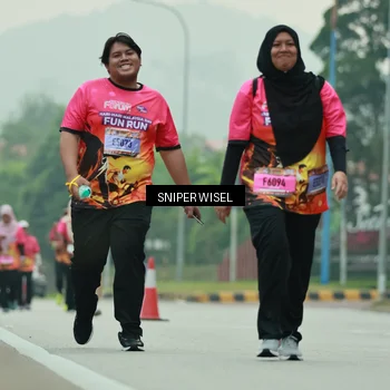 Runner Photo 7048738
