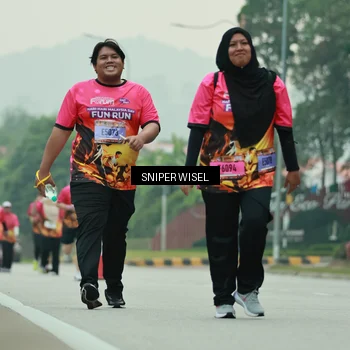 Runner Photo 7048744