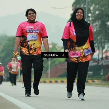 Runner Photo 7048747