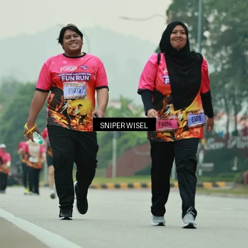 Runner Photo 7048749