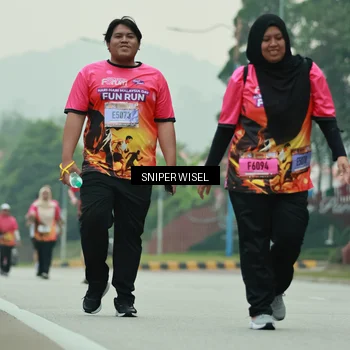Runner Photo 7048751