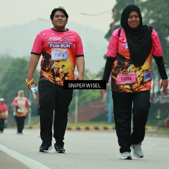Runner Photo 7048754