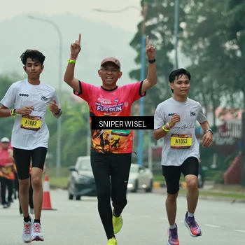 Runner Photo 7048756