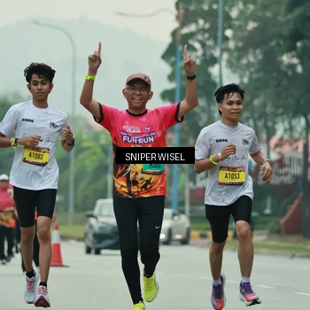 Runner Photo 7048757