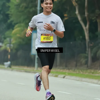 Runner Photo 7048768