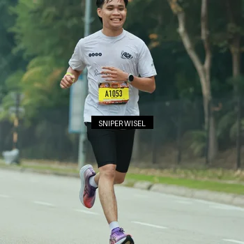 Runner Photo 7048773