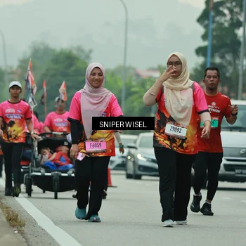 Runner Photo 7048786