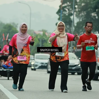 Runner Photo 7048797