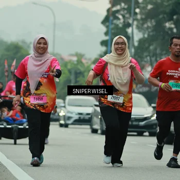 Runner Photo 7048798