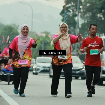 Runner Photo 7048799