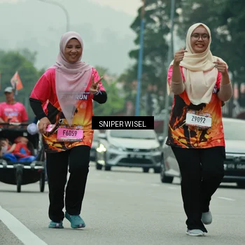 Runner Photo 7048804