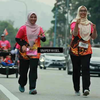 Runner Photo 7048815