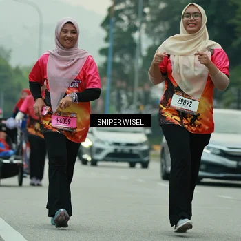 Runner Photo 7048820