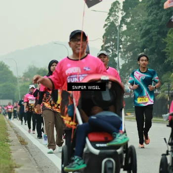 Runner Photo 7048860