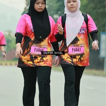 Runner Photo 7048878