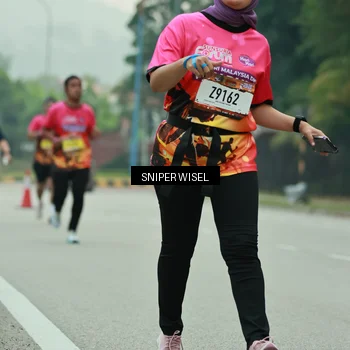 Runner Photo 7048907