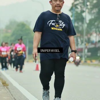 Runner Photo 7048908