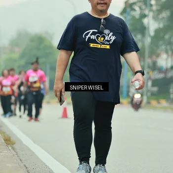 Runner Photo 7048914