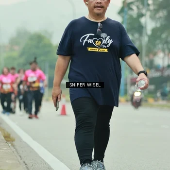 Runner Photo 7048918