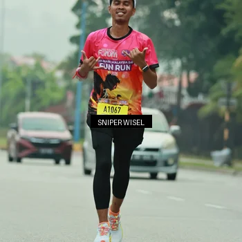 Runner Photo 7048952