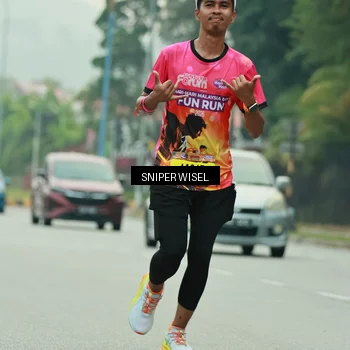Runner Photo 7048970