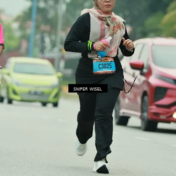 Runner Photo 7048994