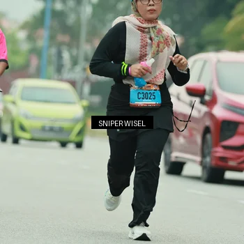 Runner Photo 7048999