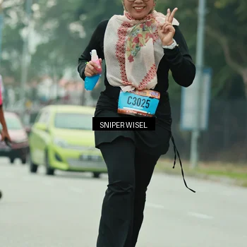 Runner Photo 7049015