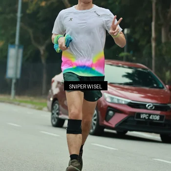 Runner Photo 7049023