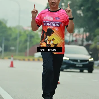 Runner Photo 7049035