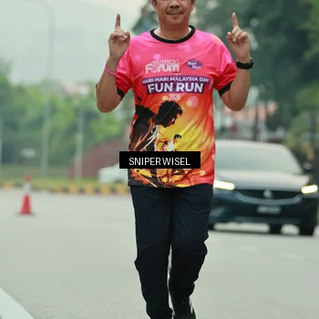 Runner Photo 7049043