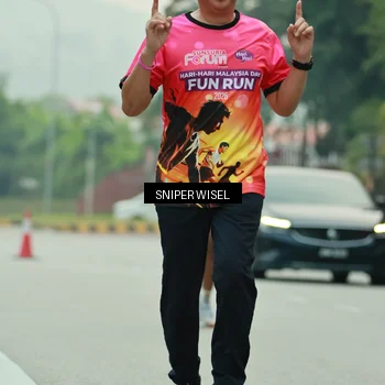 Runner Photo 7049046