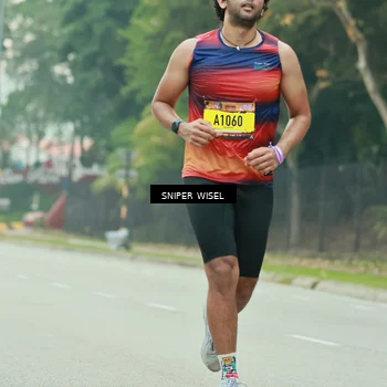 Runner Photo 7049052