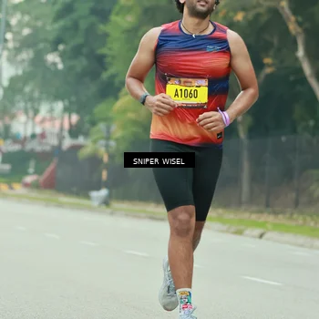 Runner Photo 7049053