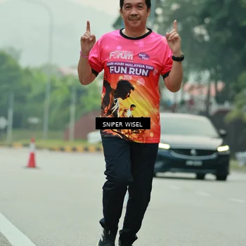 Runner Photo 7049054