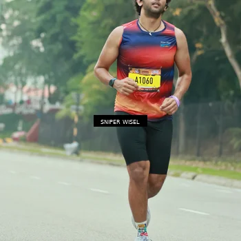 Runner Photo 7049057