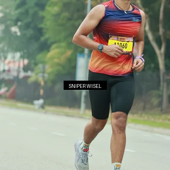 Runner Photo 7049067
