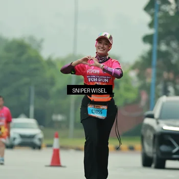 Runner Photo 7049076