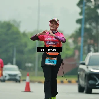 Runner Photo 7049077